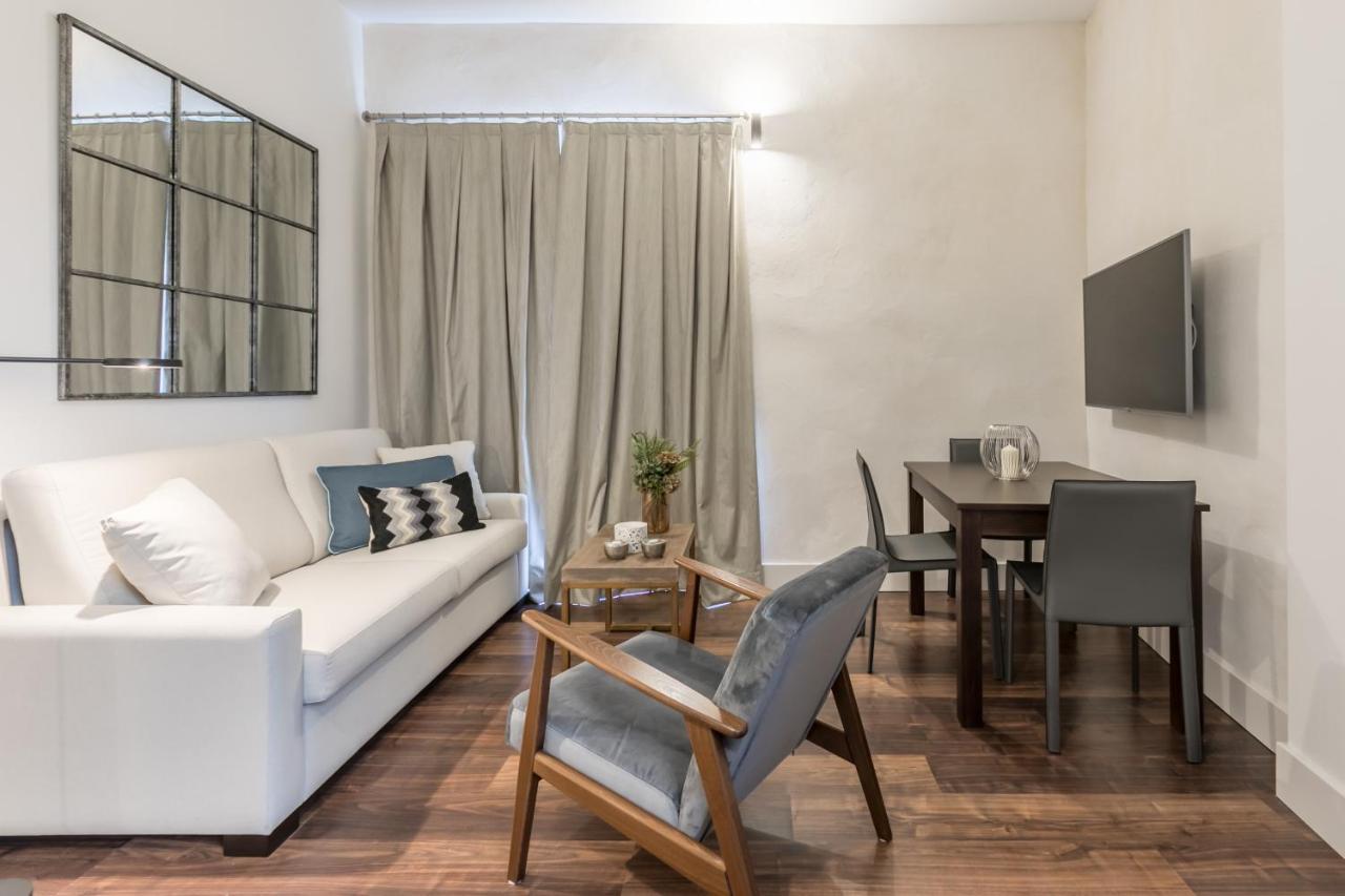 Green-Apartments Sierpes Luxury Suites Sevilha Exterior foto