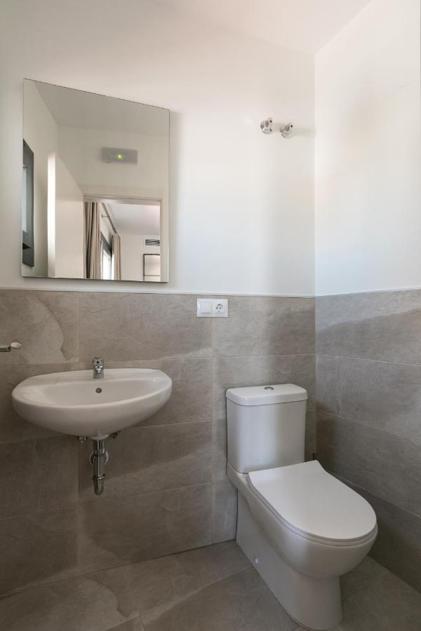 Green-Apartments Sierpes Luxury Suites Sevilha Exterior foto