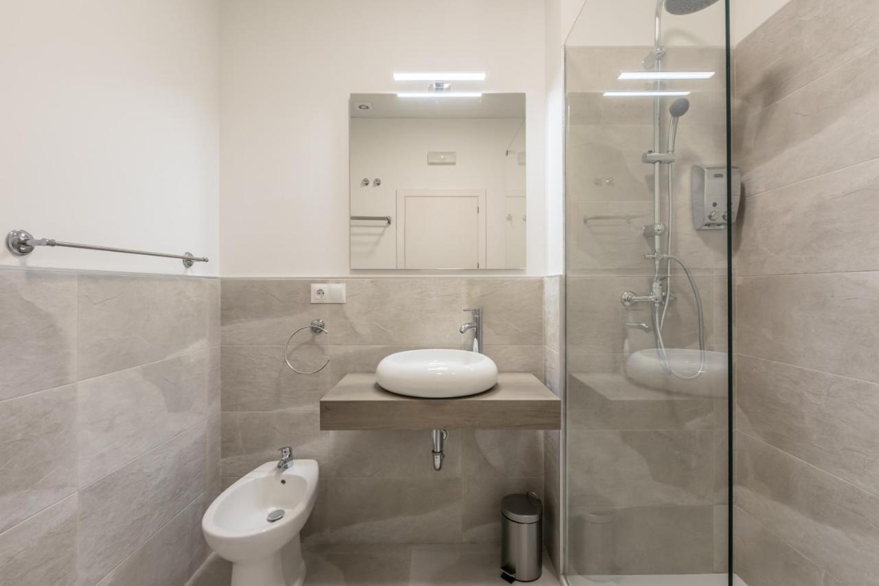Green-Apartments Sierpes Luxury Suites Sevilha Exterior foto