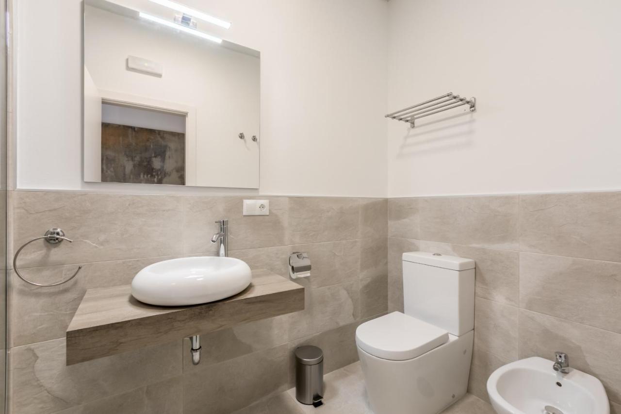 Green-Apartments Sierpes Luxury Suites Sevilha Exterior foto